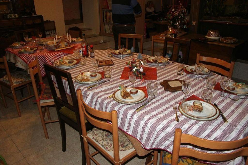 לינה וארוחת בוקר Taintrux Au Val Des Meuris מראה חיצוני תמונה